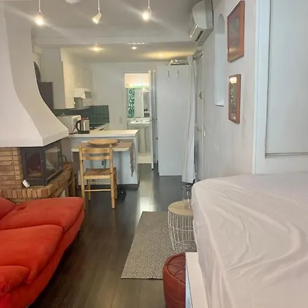 Bnb Renting Studio In The Heart Of Old Antibes